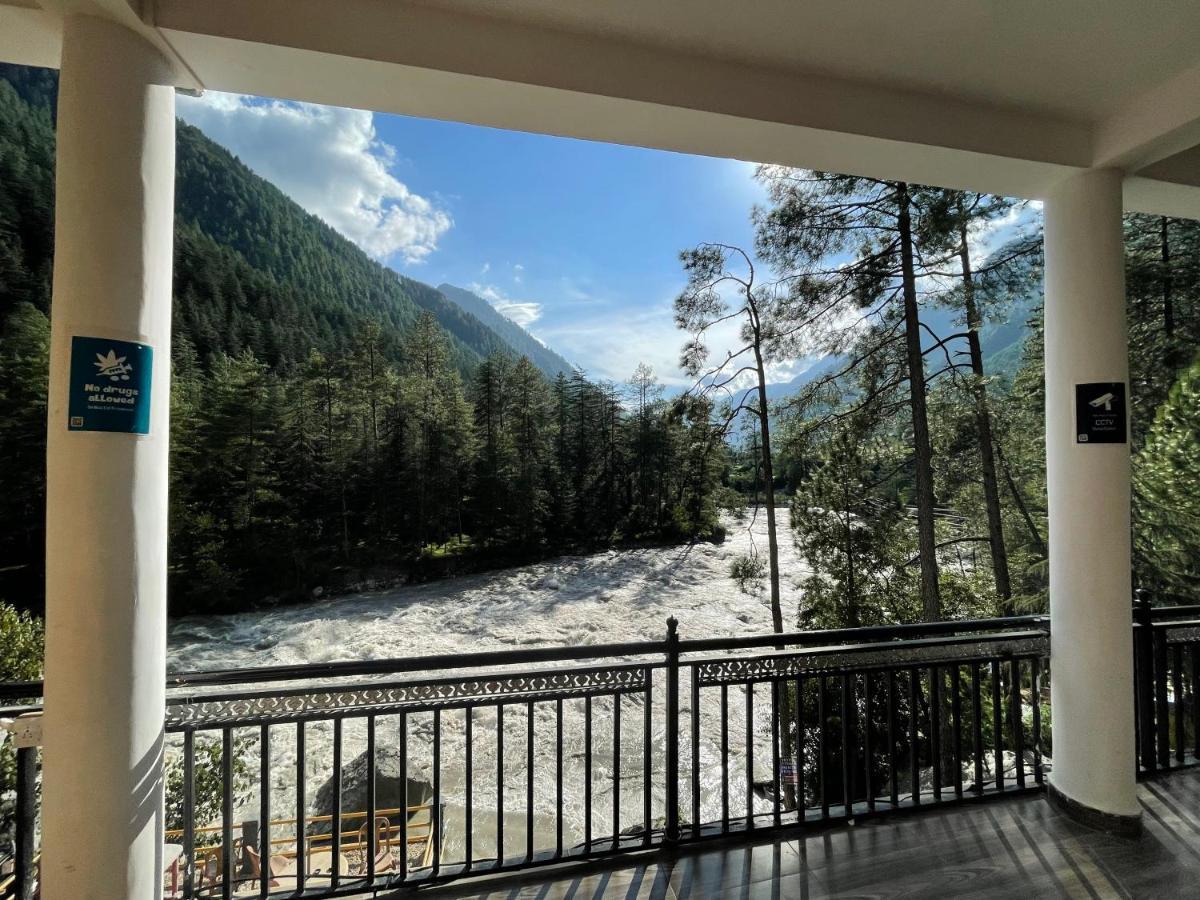 Wabi Sabi Riverside Hostel Касоль Экстерьер фото